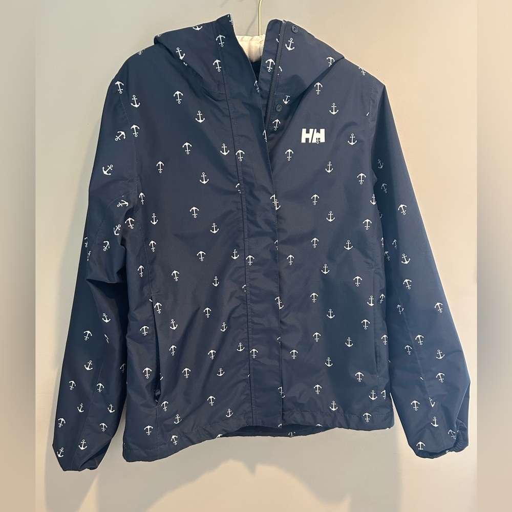 HELLY HANSEN women’s Bray rain jacket. Navy anchor print. Size M.